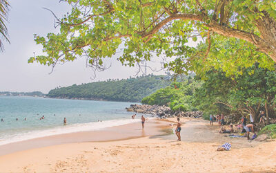 Playa Jungle Beach y Rumassala